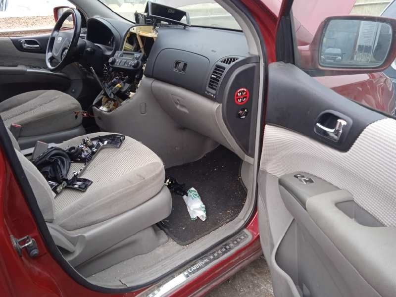 kia carnival del año 2007