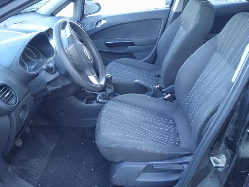 opel corsa d del año 2008