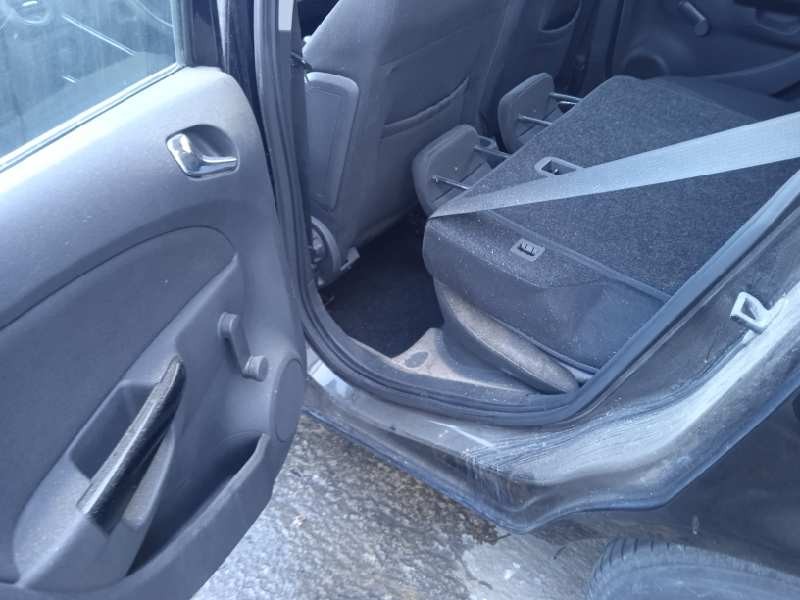 opel corsa d del año 2008