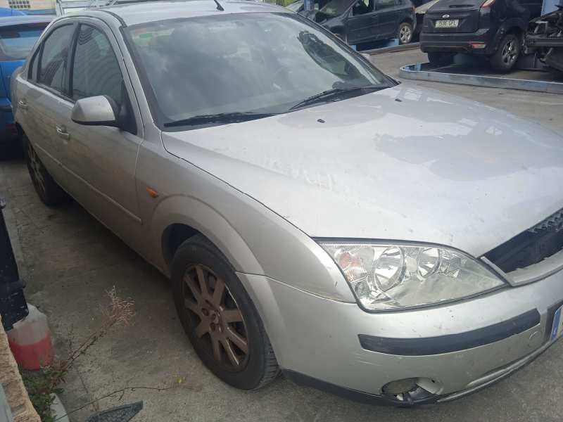 ford mondeo berlina (ge) del año 2001