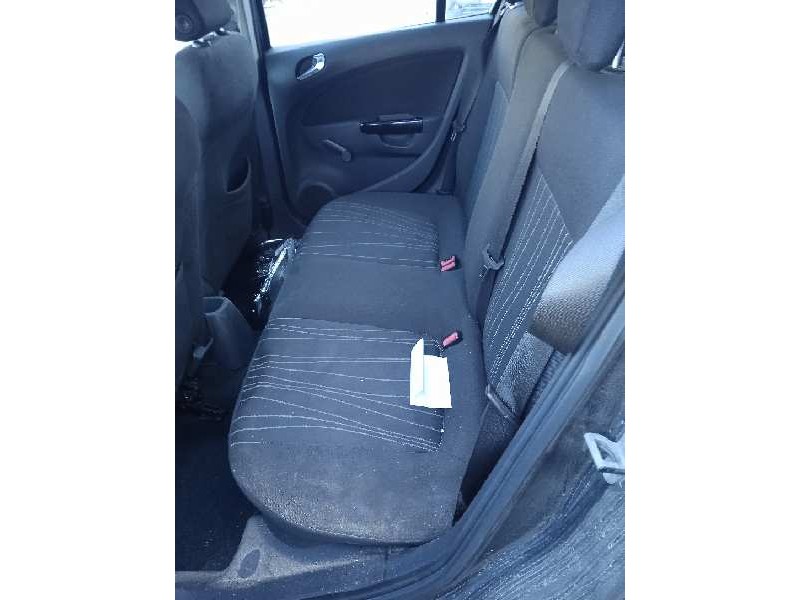 opel corsa d del año 2008