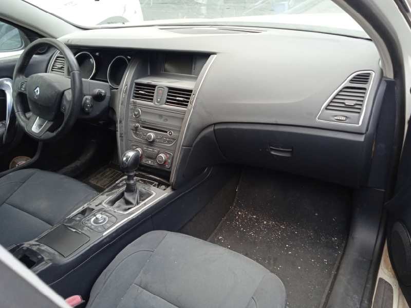 renault latitude del año 2011