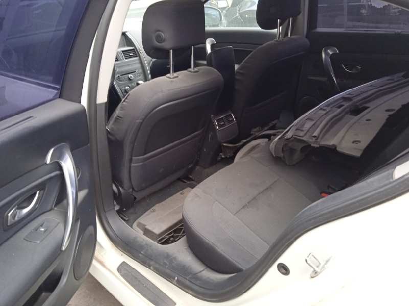 renault latitude del año 2011