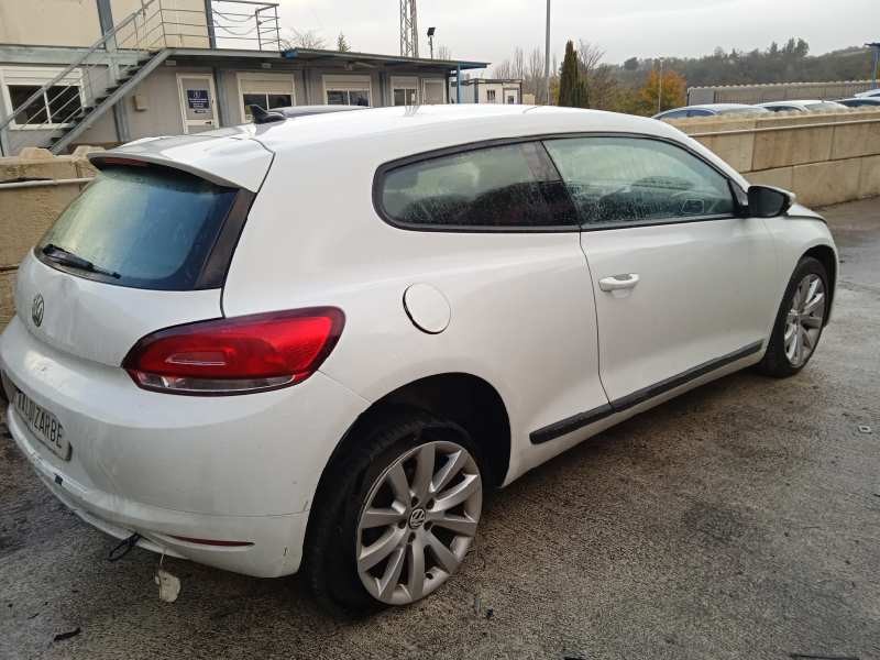 volkswagen scirocco (137) del año 2009