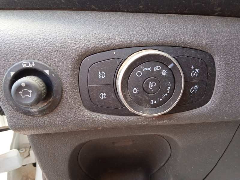 ford transit (tts) kombi del año 2020