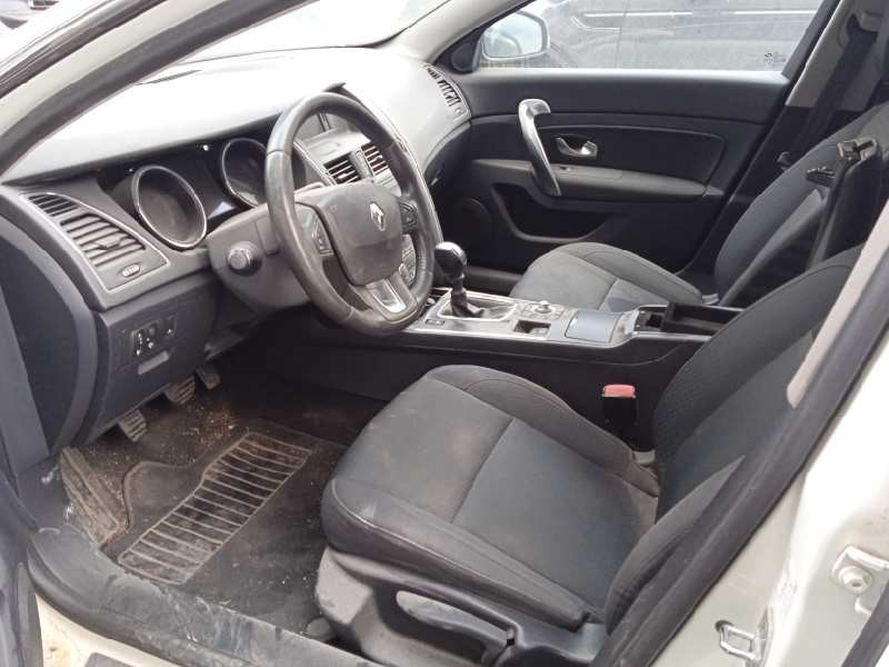 renault latitude del año 2011