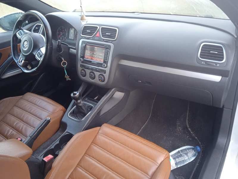 volkswagen scirocco (137) del año 2009