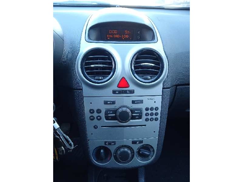 opel corsa d del año 2008