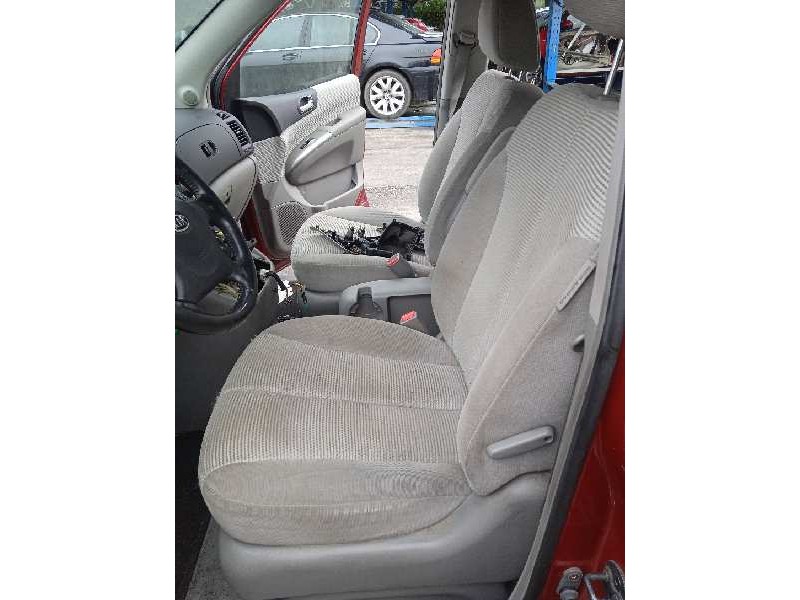 kia carnival del año 2007