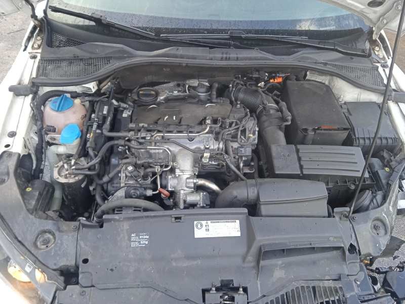 volkswagen scirocco (137) del año 2009