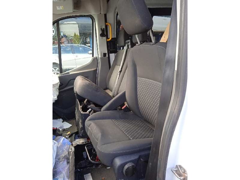 ford transit (tts) kombi del año 2020