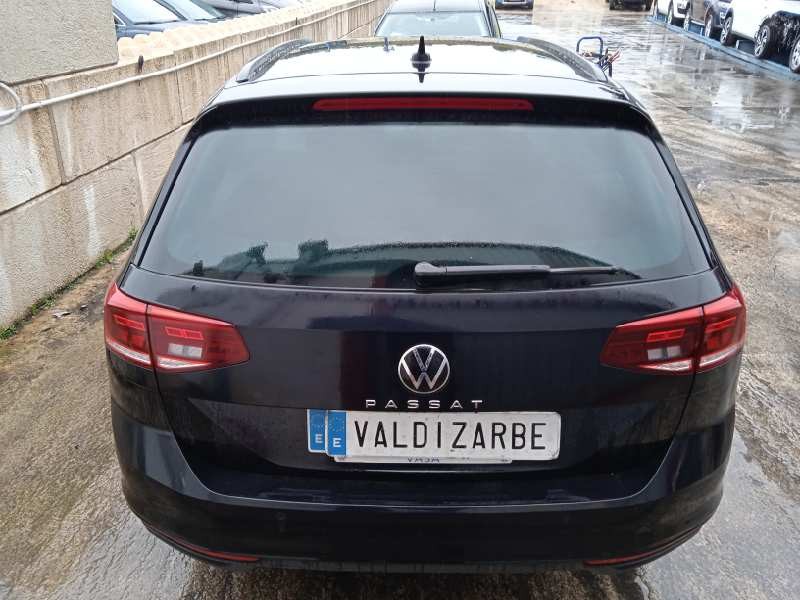 volkswagen passat variant (cb5) del año 2023