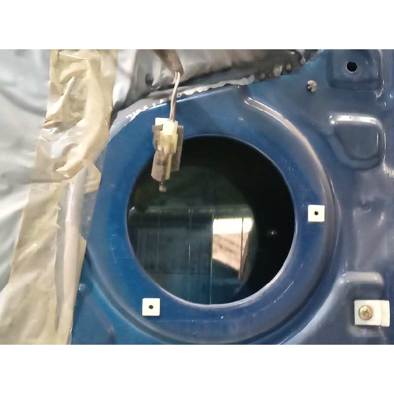 Recambio de puerta delantera izquierda para hyundai h 1 h 1 combi con puerta de dos referencia OEM IAM 760034A301  