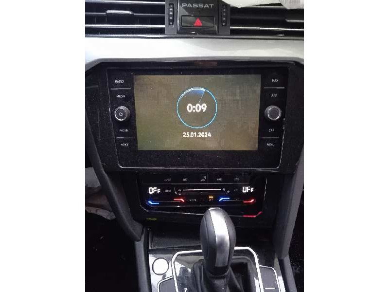 volkswagen passat variant (cb5) del año 2023