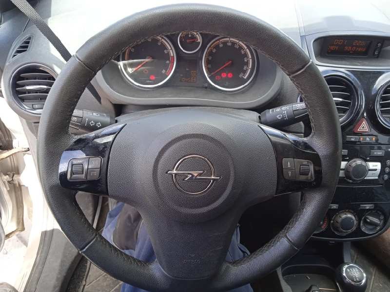 opel corsa d del año 2010