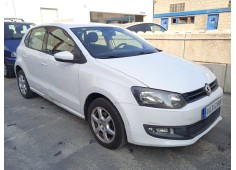 VOLKSWAGEN POLO (6R1)