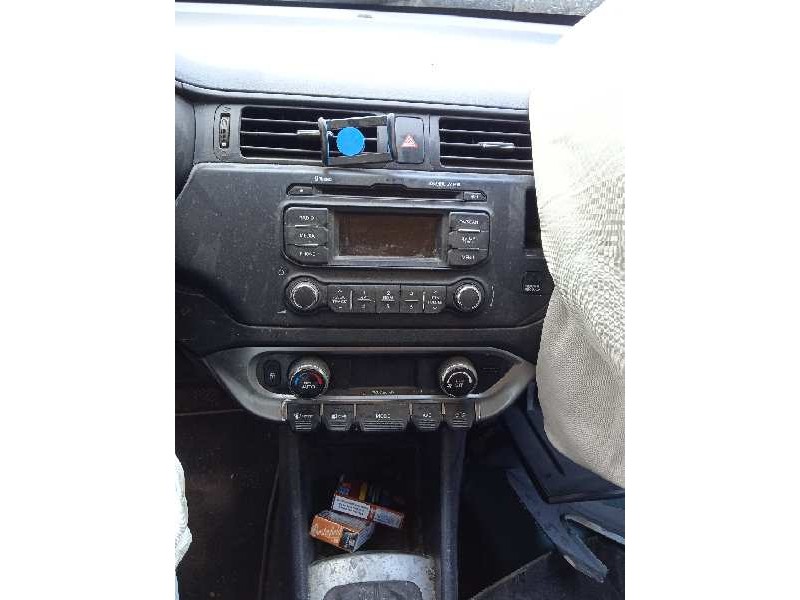 kia rio del año 2013