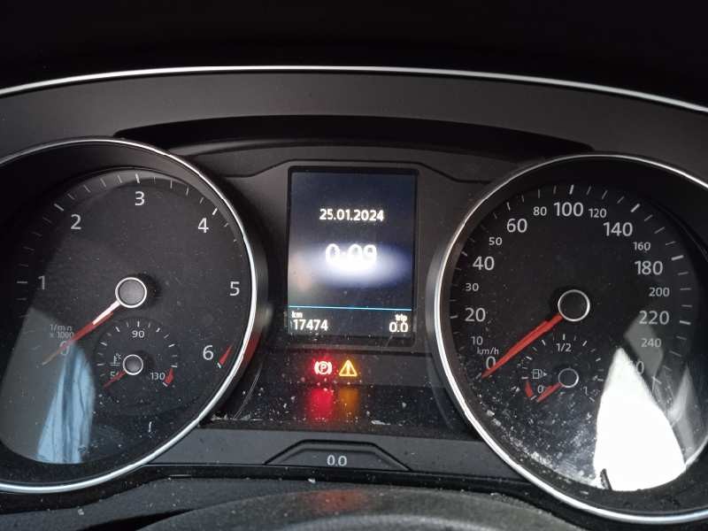 volkswagen passat variant (cb5) del año 2023