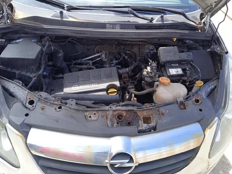 opel corsa d del año 2010