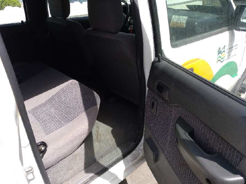 mazda b-serie (un) del año 2002