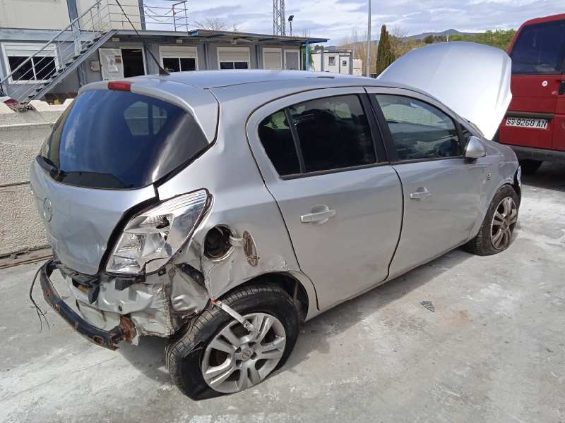 opel corsa d del año 2010