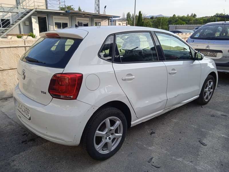 volkswagen polo (6r1) del año 2010