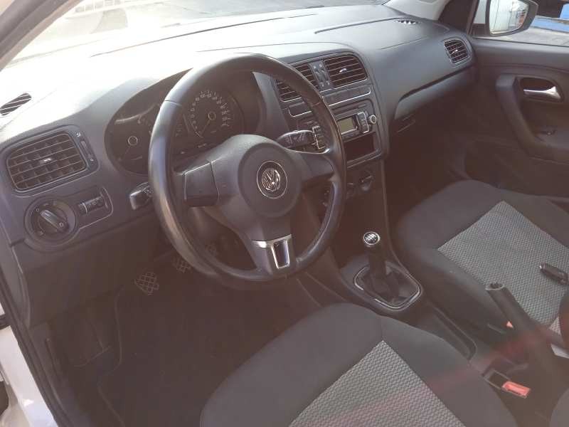 volkswagen polo (6r1) del año 2010