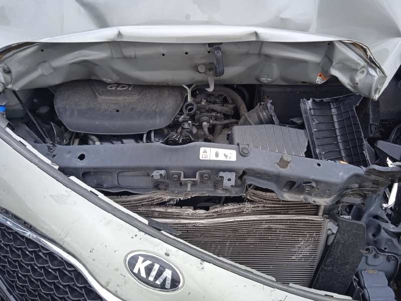 kia carens ( ) del año 2016