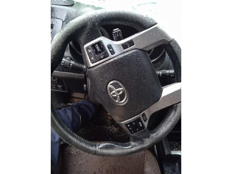 toyota land cruiser (j15) del año 2015