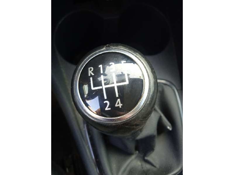 volkswagen polo (6r1) del año 2010