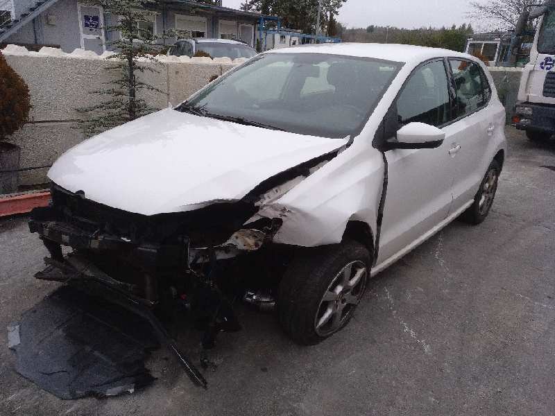 volkswagen polo (6r1) del año 2013