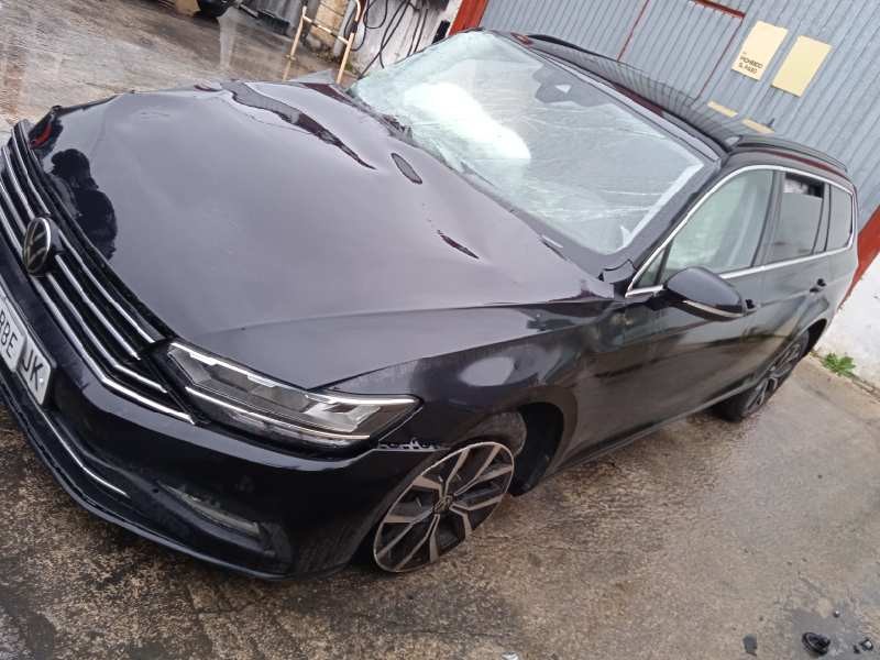 volkswagen passat variant (cb5) del año 2023