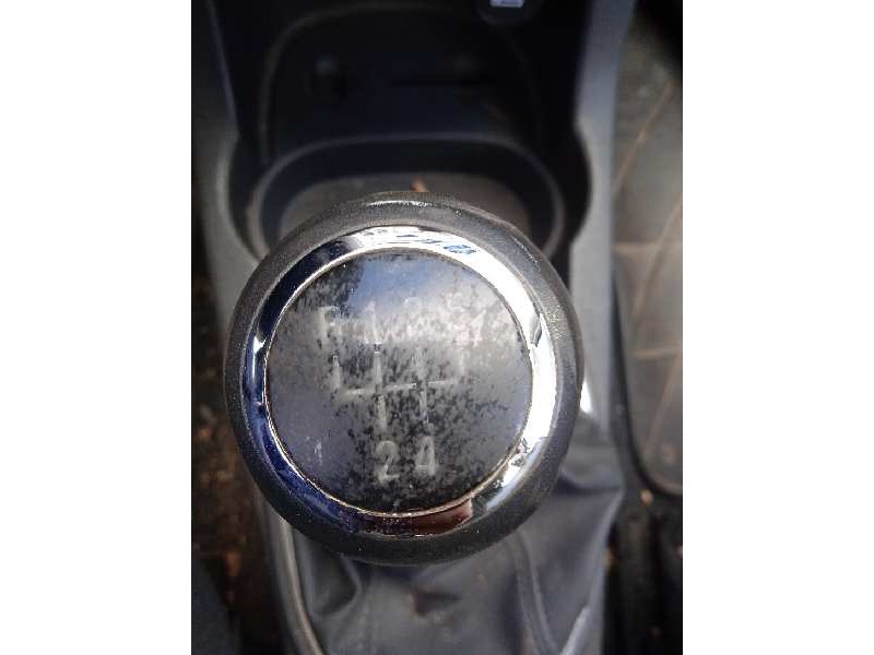 opel corsa d del año 2010