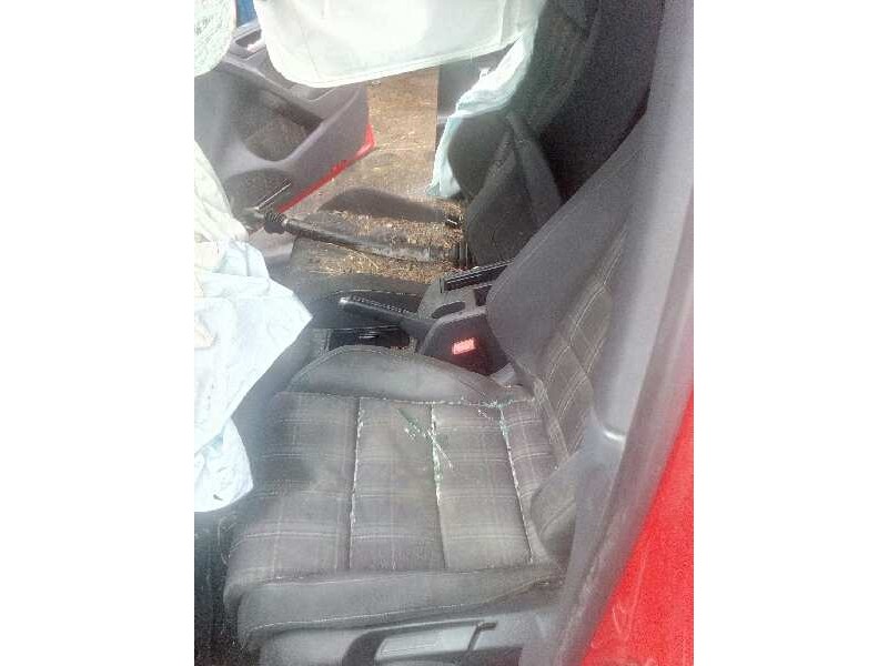 volkswagen golf vi (5k1) del año 2010