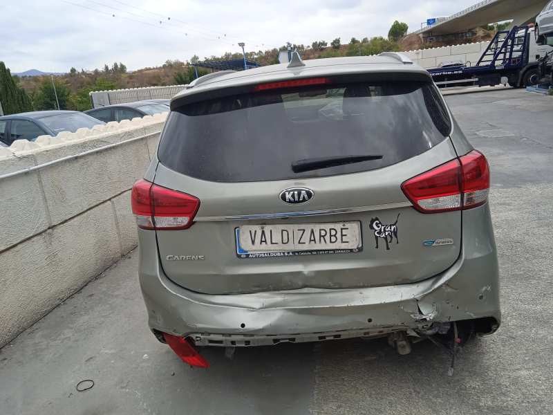 kia carens ( ) del año 2016