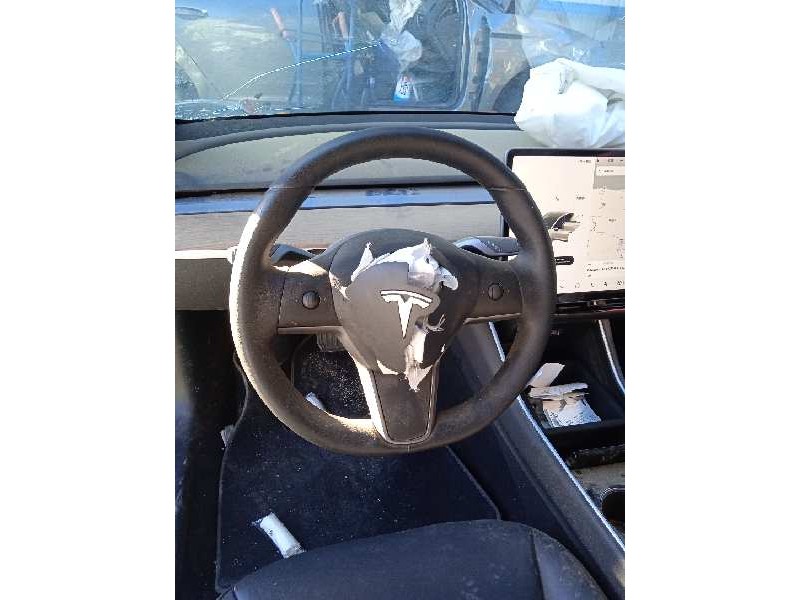 tesla model 3 del año 2020