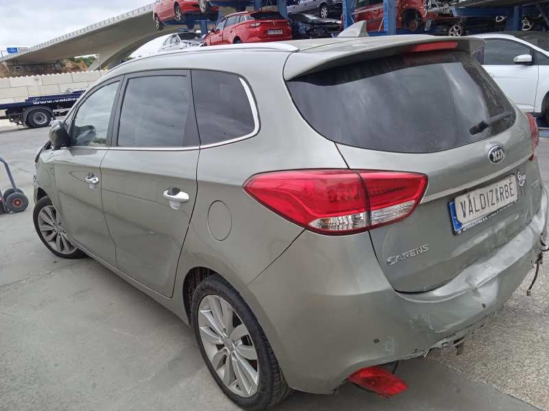 kia carens ( ) del año 2016