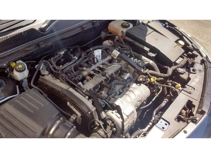 opel insignia berlina del año 2010