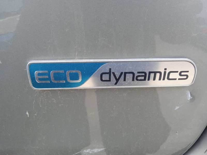 kia carens ( ) del año 2016