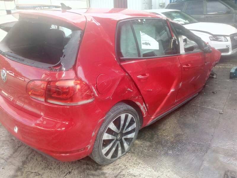 volkswagen golf vi (5k1) del año 2010