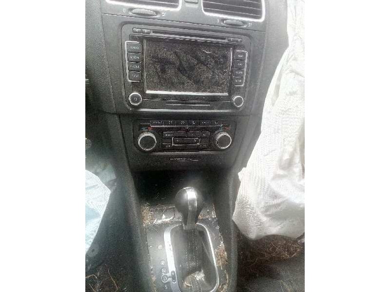 volkswagen golf vi (5k1) del año 2010