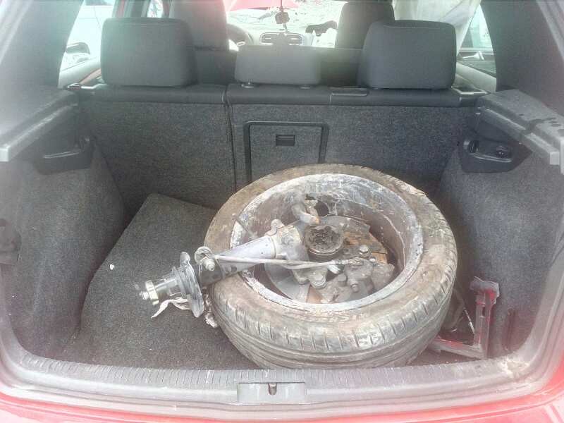 volkswagen golf vi (5k1) del año 2010