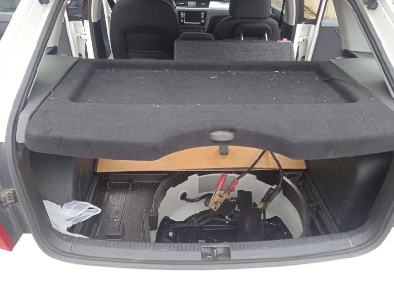 skoda spaceback (5h) del año 2016