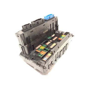 CAJA RELES / FUSIBLES 9252815 61149252815 