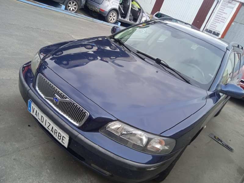 volvo v70 familiar del año 2001