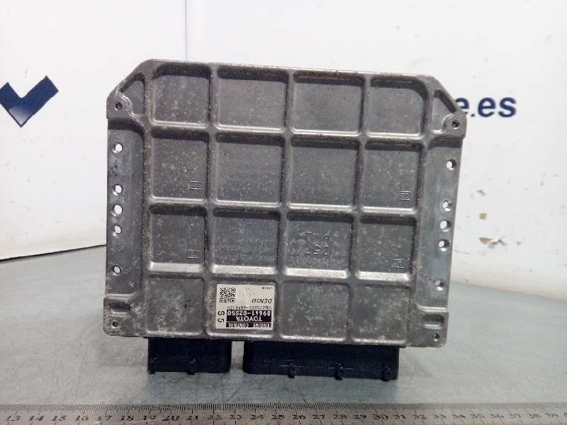 Recambio de centralita motor uce para toyota auris active referencia OEM IAM 8966102S50  MB2753004894