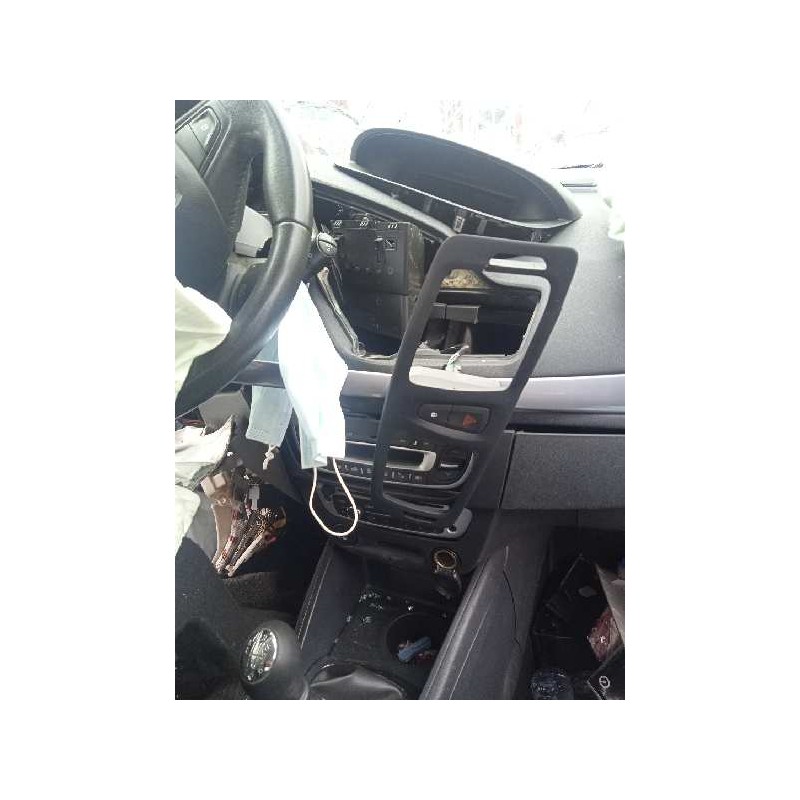 renault megane iii berlina 5 p del año 2015