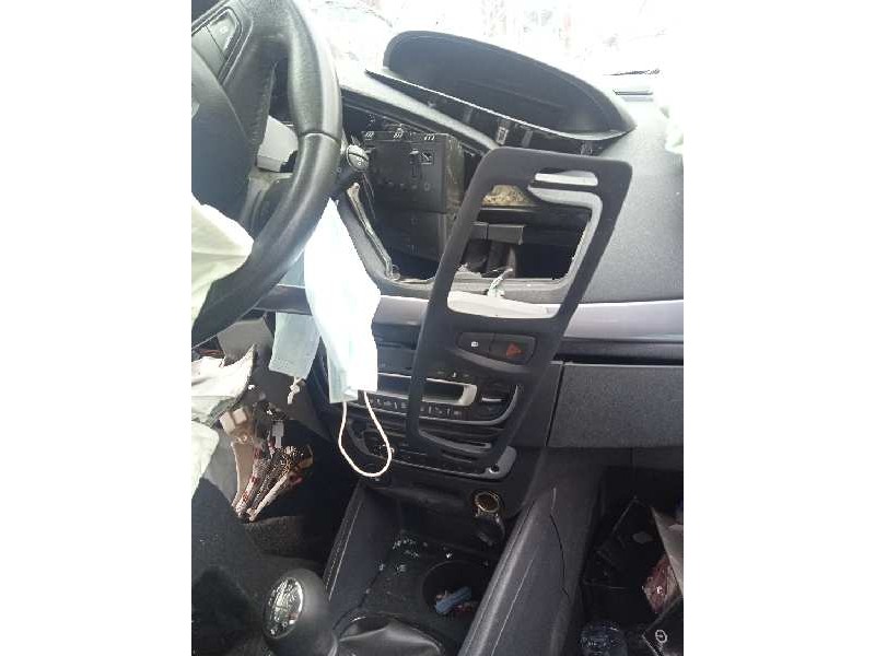 renault megane iii berlina 5 p del año 2015