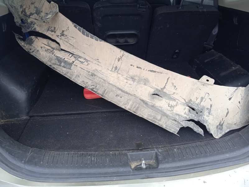 kia carens ( ) del año 2016