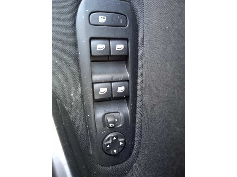 peugeot 308 del año 2013